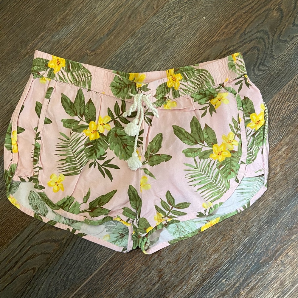 Forever 21 pink tropical print shorts